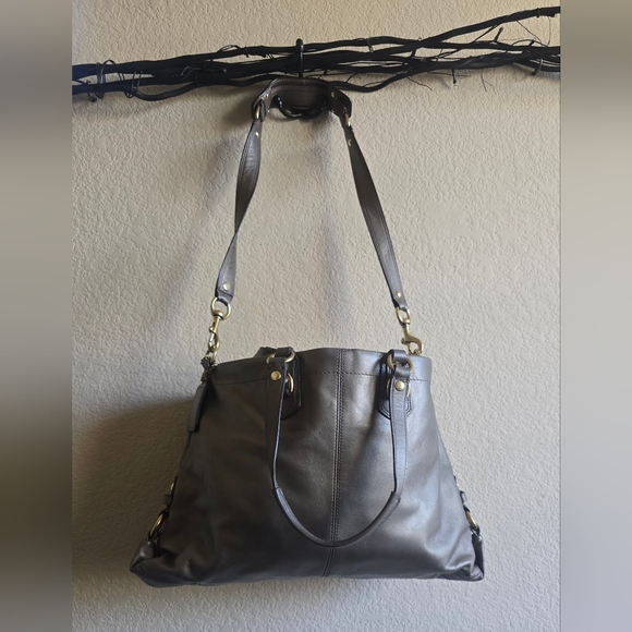 Coach Gold Leather Ashley Shoulder Bag - Picture 5 of 7